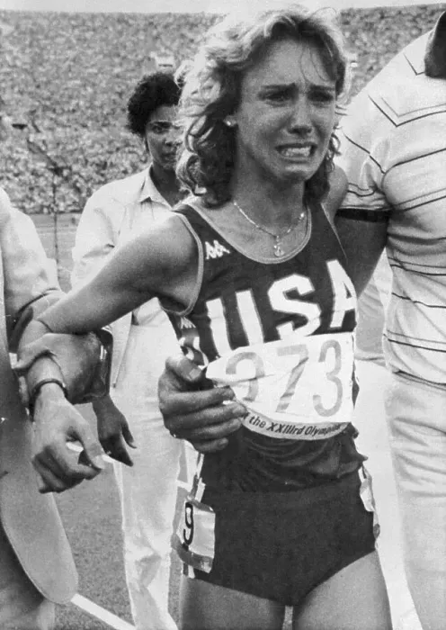 Framed Print : Mary Decker Leaves The Track Crying