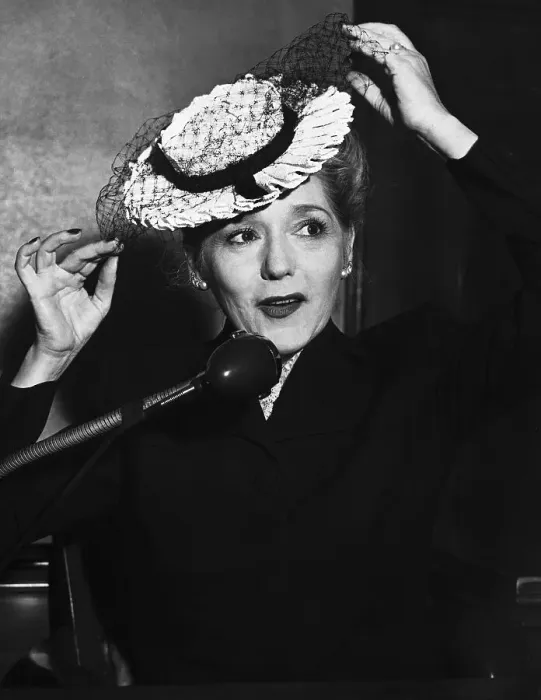 Framed Print : Mary Pickford Adjusting Hat on her Head Framed Print : Mary Pickford Adjusting Hat on her Head