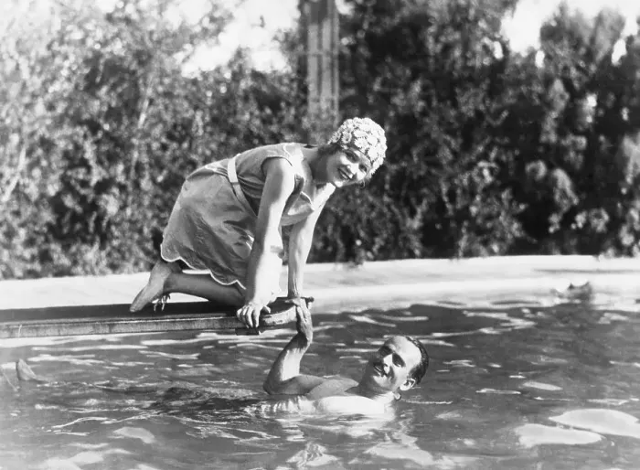 Framed Print : Mary Pickford & Douglas Fairbanks