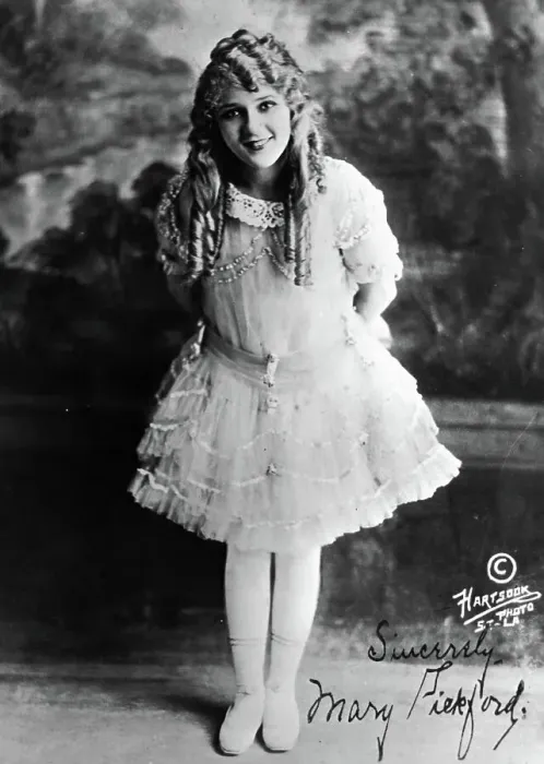 Framed Print : Mary Pickford In Typical Pose Framed Print : Mary Pickford In Typical Pose