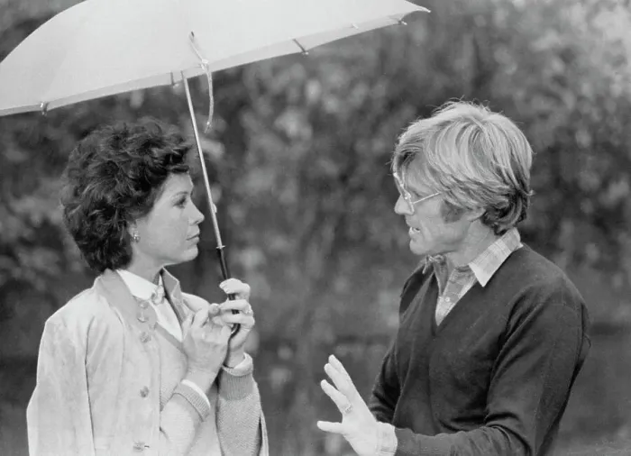 Framed Print : Mary Tyler Moore and Robert Redford Framed Print : Mary Tyler Moore and Robert Redford