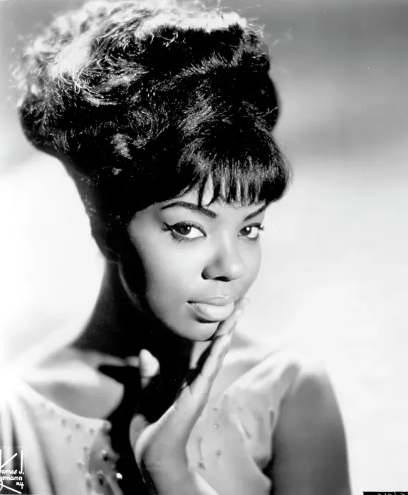 Framed Print : Mary Wells Portrait Session Framed Print : Mary Wells Portrait Session