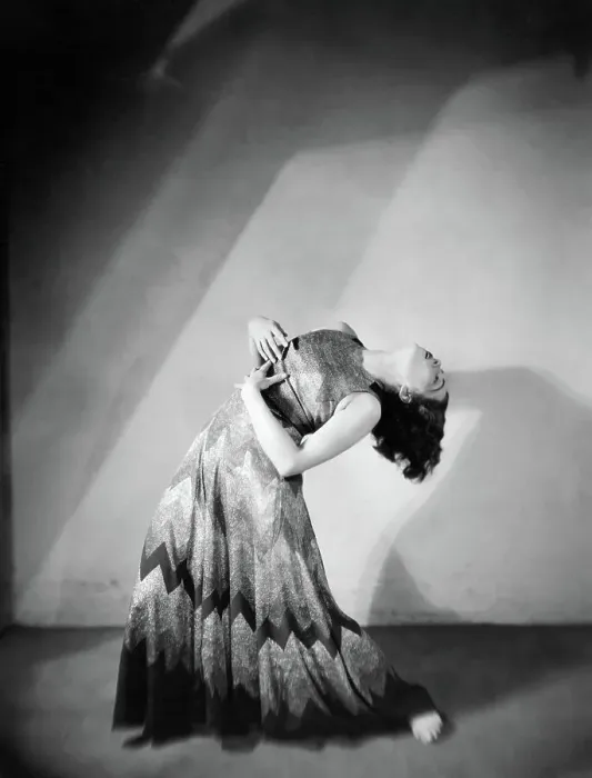 Framed Print : Mary Wigman Swaying Framed Print : Mary Wigman Swaying