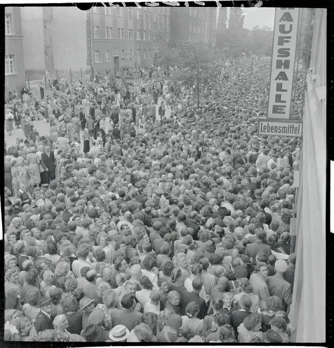 Framed Print : Mass Movement of East Germans to West Berlin Framed Print : Mass Movement of East Germans to West Berlin