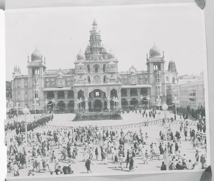 Framed Print : Massive Crowd Outside Indian Palace Framed Print : Massive Crowd Outside Indian Palace