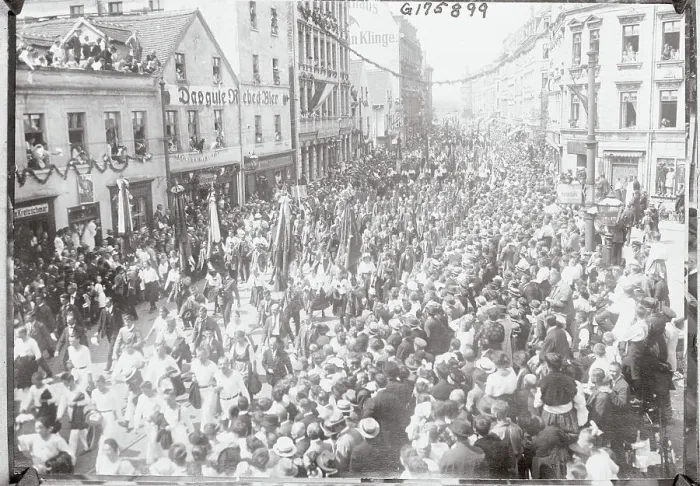 Framed Print : Massive Crowd in Streets for Carnival Framed Print : Massive Crowd in Streets for Carnival