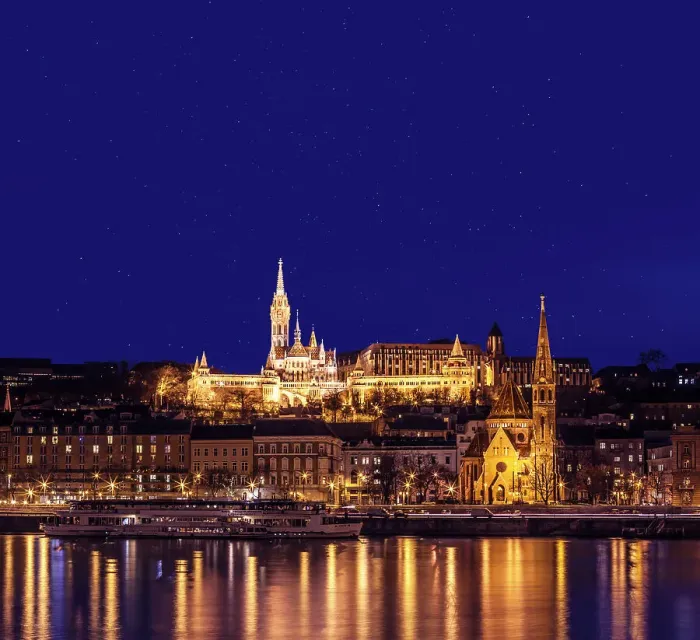 Framed Print : Matthias Church in the night Framed Print : Matthias Church in the night