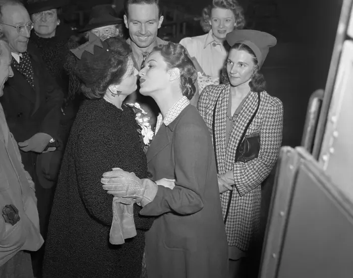 Framed Print : Maureen O'Hara and Her Mother