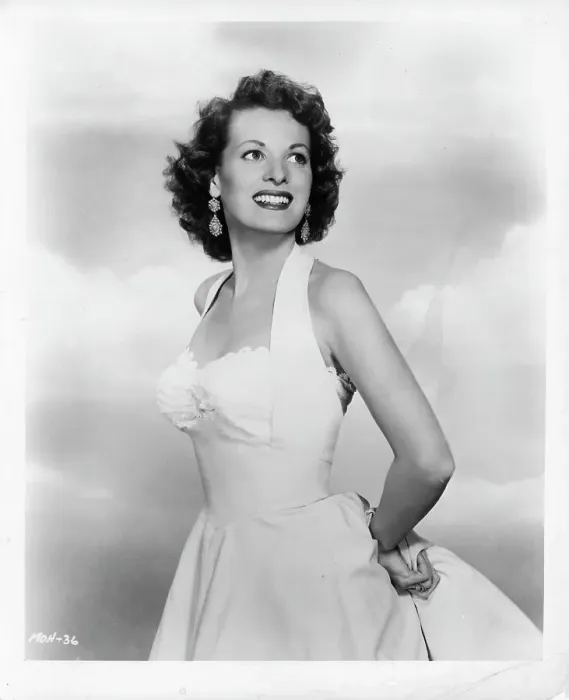 Framed Print : Maureen O'Hara In Sitting Pretty