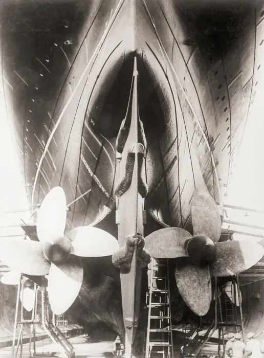 Framed Print : The Mauretania in Drydocks Framed Print : The Mauretania in Drydocks