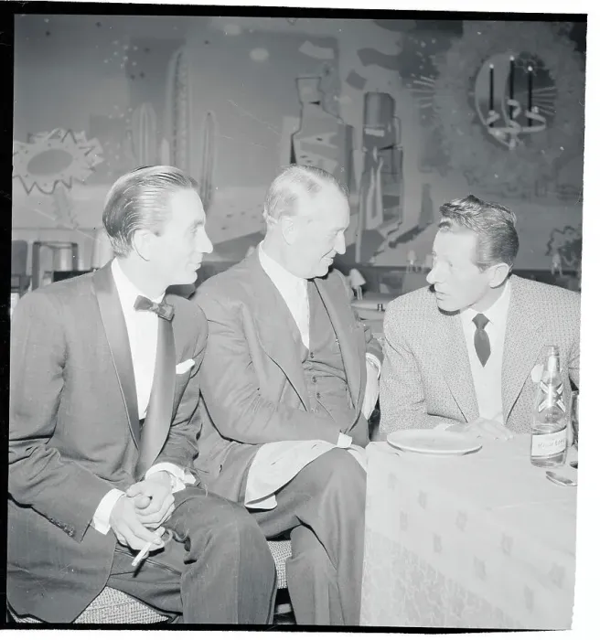  : Maurice Chevalier Conversing with Danny Kaye