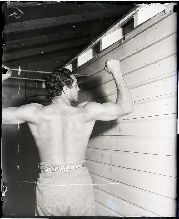Framed Print : Max Baer Back To Camera Flexes Right Arm Framed Print : Max Baer Back To Camera Flexes Right Arm