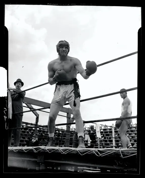 Framed Print : Max Baer in Fighting Pose Framed Print : Max Baer in Fighting Pose