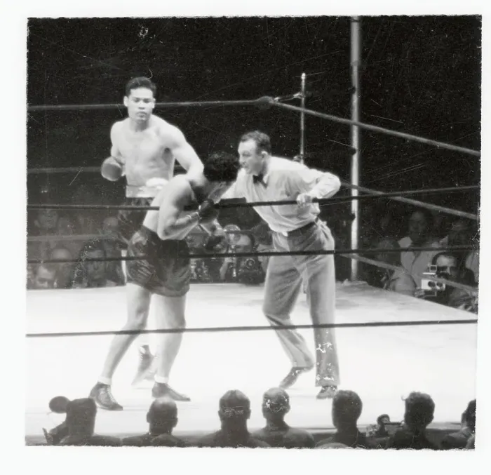 Framed Print : Max Schmeling on Ropes During Fight with Joe Louis Framed Print : Max Schmeling on Ropes During Fight with Joe Louis