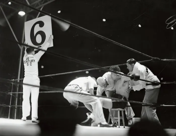 Framed Print : Max Schmeling Winning Boxing Matching Framed Print : Max Schmeling Winning Boxing Matching