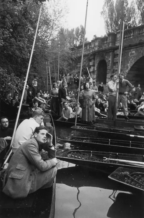 Framed Print : May Day. Oxford University students punting on the River Cherwell on May Day morning Framed Print : May Day. Oxford University students punting on the River Cherwell on May Day morning