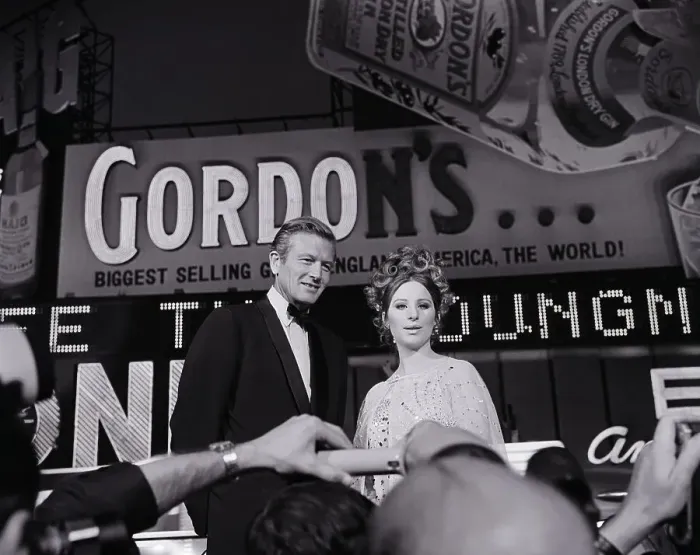 Framed Print : Mayor Lindsay and Barbra Streisand at Funny Girl Premiere Framed Print : Mayor Lindsay and Barbra Streisand at Funny Girl Premiere