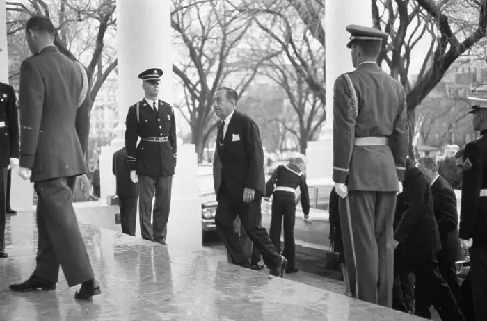 Framed Print : Mayor Robert Wagner Pays His Respects to the Late President Kennedy Framed Print : Mayor Robert Wagner Pays His Respects to the Late President Kennedy