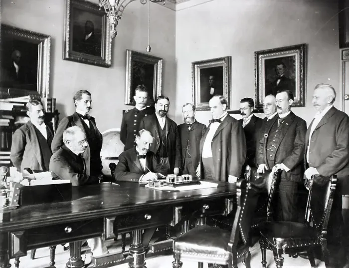 Framed Print : Mckinley Watching Signing Of Peace Framed Print : Mckinley Watching Signing Of Peace