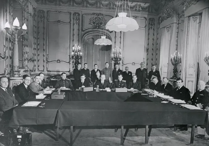 Framed Print : Meeting of European Advisory Commission