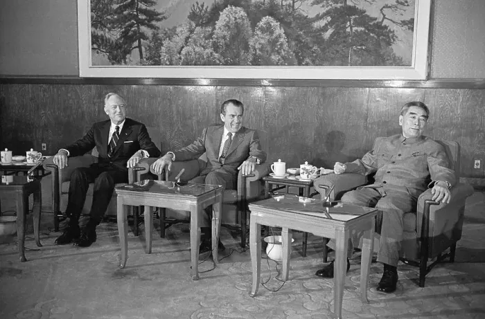 Framed Print : Meetings Between Nixon and Chou Framed Print : Meetings Between Nixon and Chou