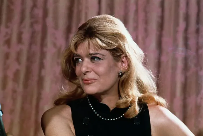 Framed Print : Melina Mercouri in Close-up Framed Print : Melina Mercouri in Close-up