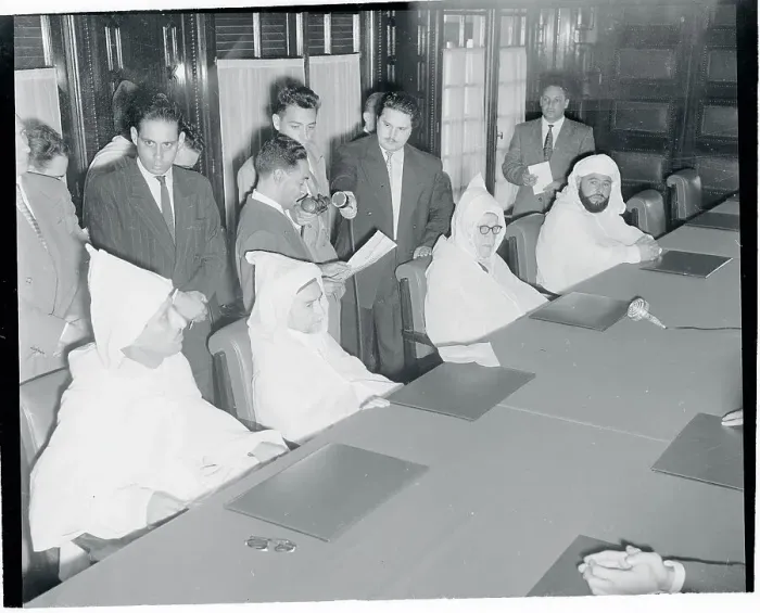 Framed Print : Members of the Throne Council Waiting at a Table Framed Print : Members of the Throne Council Waiting at a Table