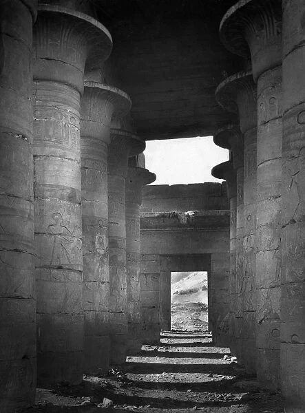 Memnonium. circa 1858: The Great Hall of Memnon