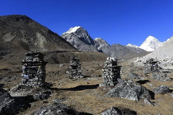 Memorials and Tombstones to climbers and Sherpas