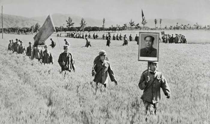 Framed Print : Men Carrying Placards of Chairman Mao Walking in Field Framed Print : Men Carrying Placards of Chairman Mao Walking in Field