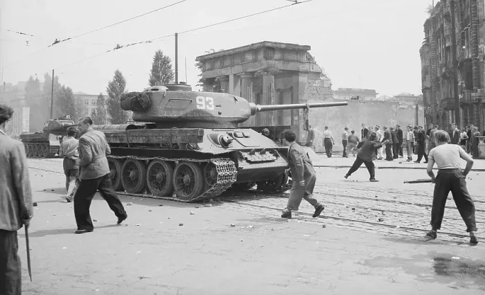 Framed Print : Men Against Tanks In Berlin, Germany Framed Print : Men Against Tanks In Berlin, Germany