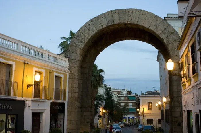 Framed Print : Merida, Roman Arch Framed Print : Merida, Roman Arch