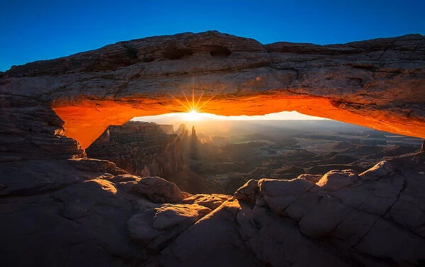 Mesa Arch. sunrise at Mesa Arch in Canyonlands National Park