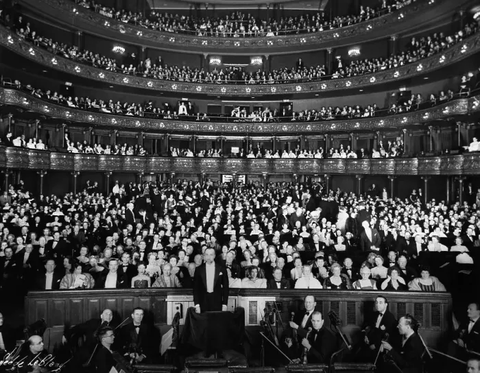 Framed Print : Metropolitan Opera Framed Print : Metropolitan Opera