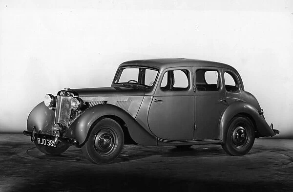 MG Saloon. 1952: The 1 1 / 2 Litre MG Saloon car at the Motor Show