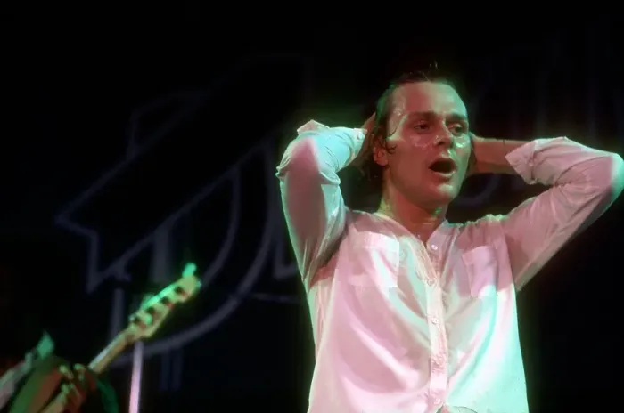 Framed Print : Michael Des Barres Performing Framed Print : Michael Des Barres Performing