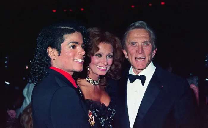 Framed Print : Michael Jackson, Kirk Douglas and Sophia Loren at Cinema Awards Gala Framed Print : Michael Jackson, Kirk Douglas and Sophia Loren at Cinema Awards Gala