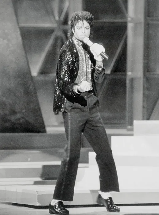 Framed Print : Michael Jackson Performing Framed Print : Michael Jackson Performing