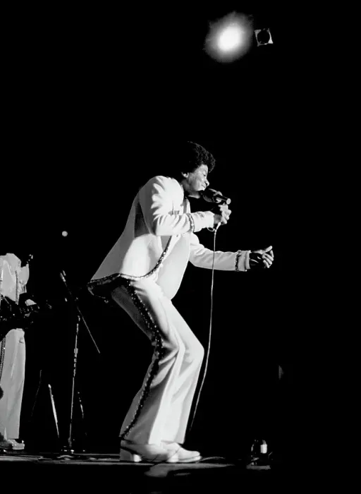Framed Print : Michael Jackson Performing Framed Print : Michael Jackson Performing