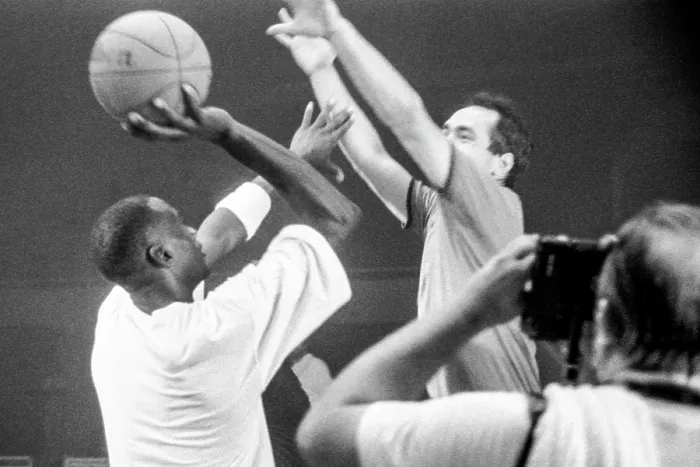 Framed Print : Michael Jordan Shooting Framed Print : Michael Jordan Shooting