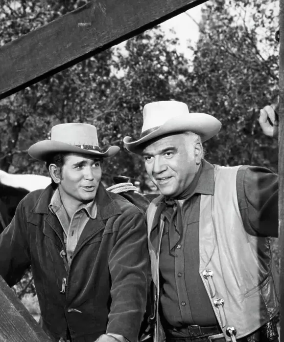 : Michael Landon & Lorne Green In Bonanza : Michael Landon & Lorne Green In Bonanza
