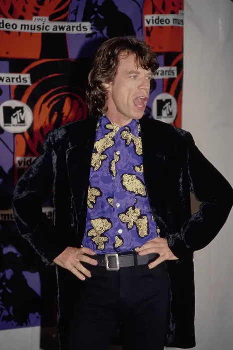 Framed Print : Mick Jagger Attends 1992 MTV Video Music Awards Framed Print : Mick Jagger Attends 1992 MTV Video Music Awards
