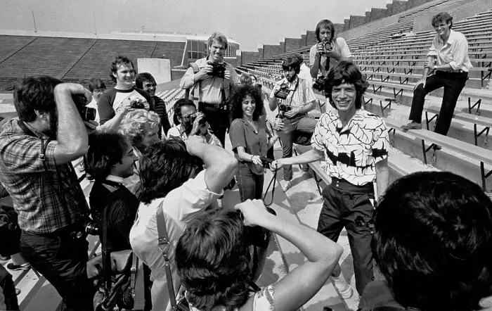 Framed Print : Mick Jagger At JFK Stadium Framed Print : Mick Jagger At JFK Stadium