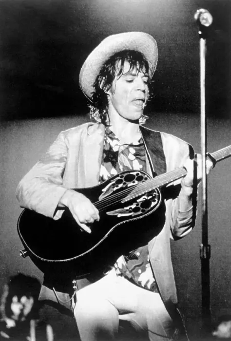 Framed Print : Mick Jagger Performing with Acoustic Guitar Framed Print : Mick Jagger Performing with Acoustic Guitar