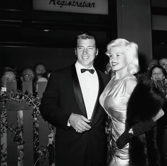 Framed Print : Mickey Hargitay And Jayne Mansfield Framed Print : Mickey Hargitay And Jayne Mansfield