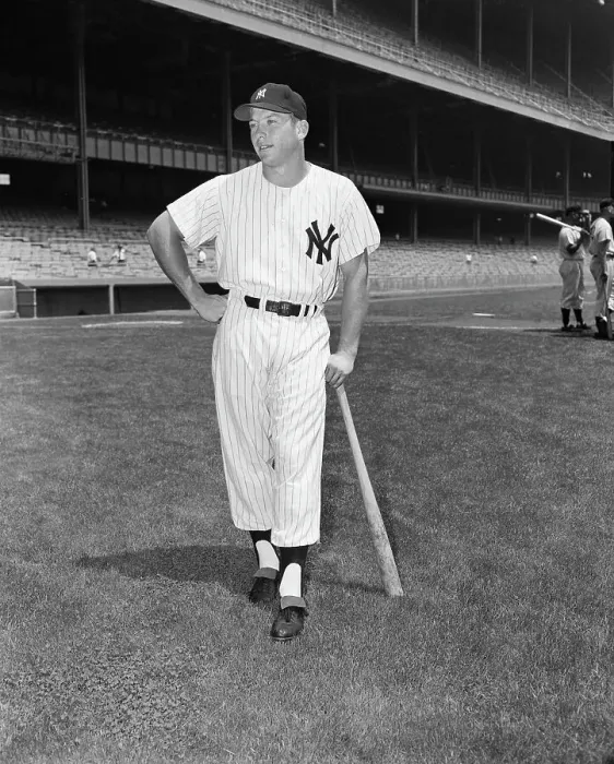 Framed Print : Mickey Mantle Leaning On Bat Framed Print : Mickey Mantle Leaning On Bat
