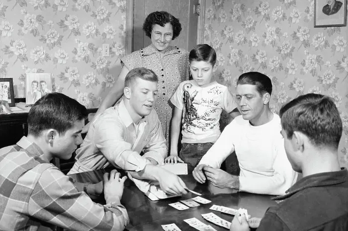 Framed Print : Mickey Mantle Playing Cards W / Family Framed Print : Mickey Mantle Playing Cards W / Family