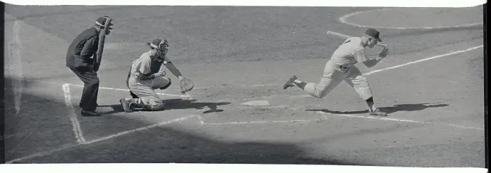 Framed Print : Mickey Mantle Running to First Base