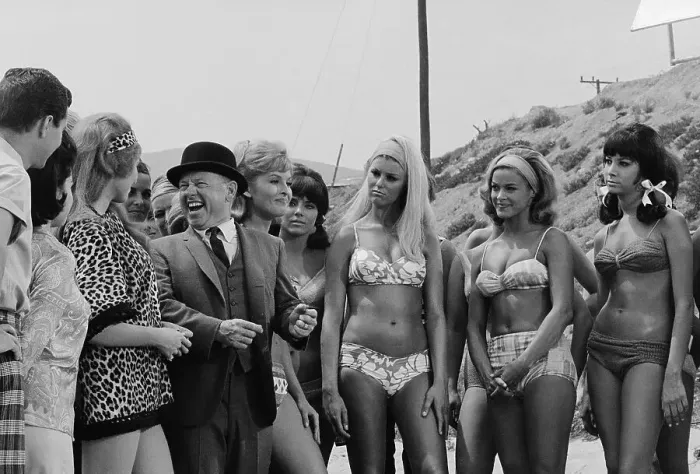 Framed Print : Mickey Rooney Posing with Women in Bikini's Framed Print : Mickey Rooney Posing with Women in Bikini's