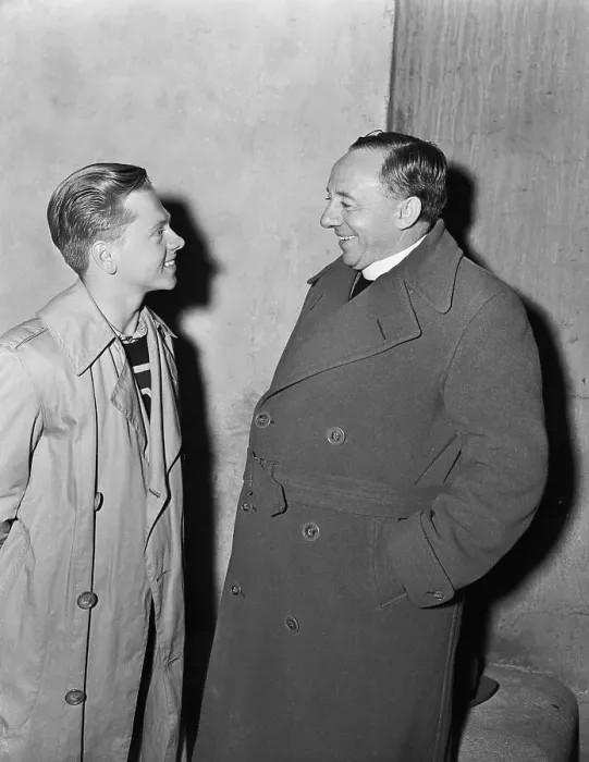 Framed Print : Mickey Rooney with Reverend Robert Anderson Jardine Framed Print : Mickey Rooney with Reverend Robert Anderson Jardine